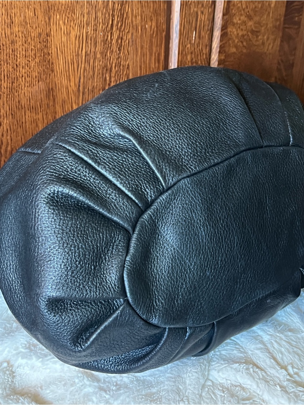 Vintage BALLY Thick Soft Slouchy Black Pebbled Premium Leather Bucket Bag XL - Picture 11 of 16